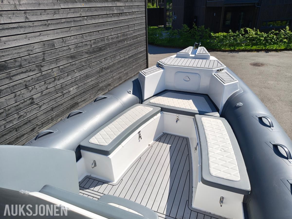2026 NY - XL RIB båt 26 fot med mye utstyr